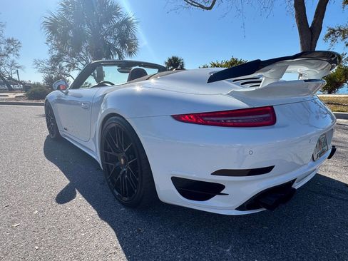 Used 2015 Porsche 911 Turbo S image 22