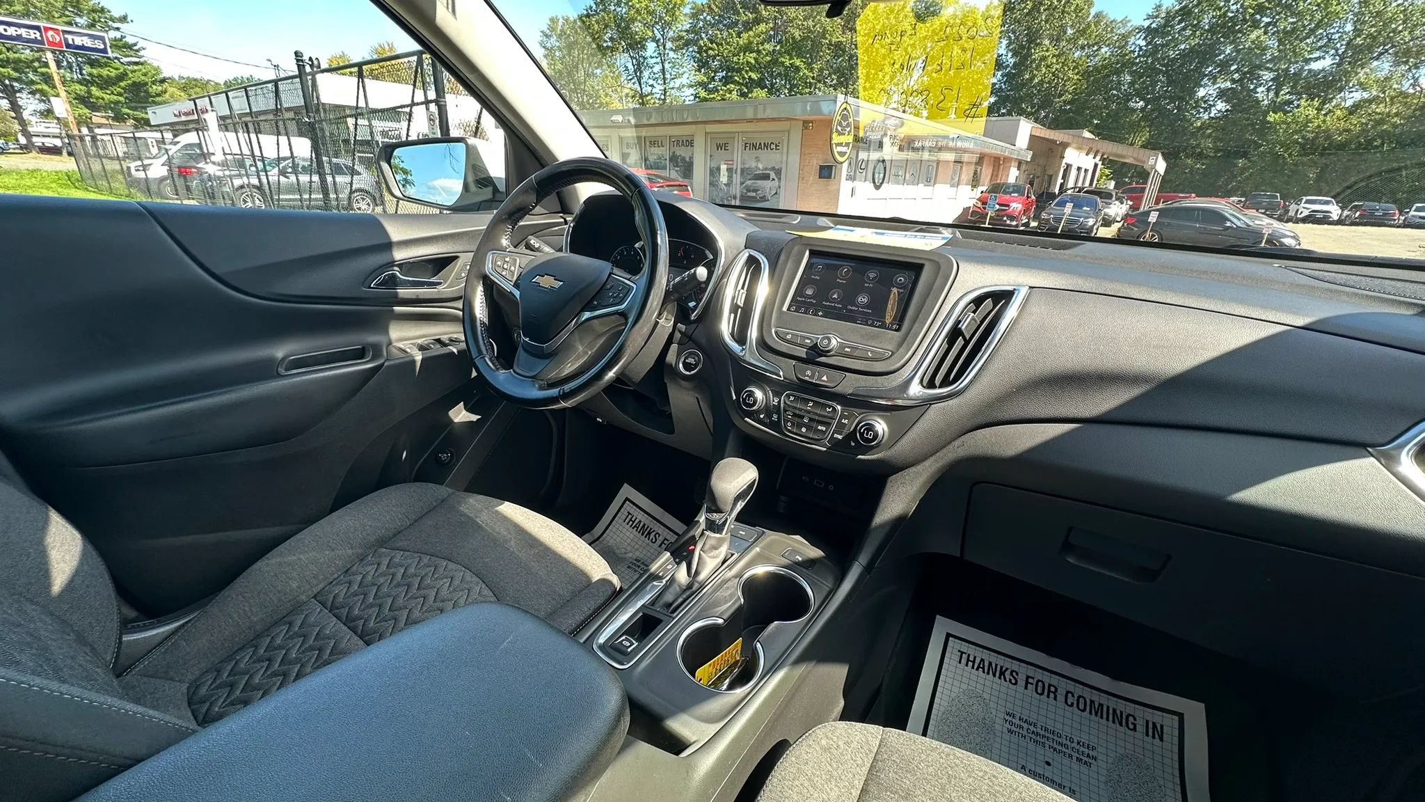Used 2022 Chevrolet Equinox LT w/ Driver Convenience Package AWD/4WD image 36