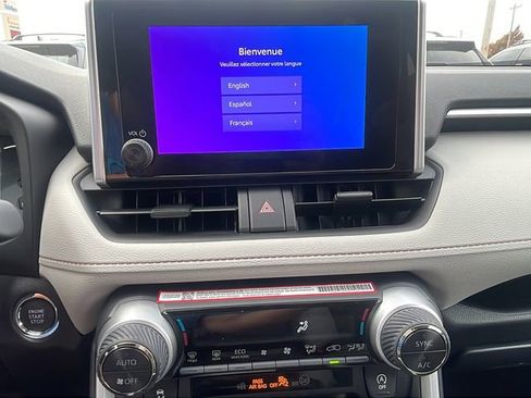 New 2025 Toyota RAV4 XLE image 27