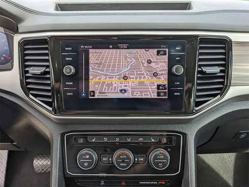 Used 2021 Volkswagen Atlas SEL image 28