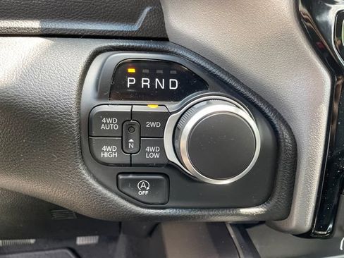 Certified 2025 RAM 1500 Big Horn AWD/4WD image 38