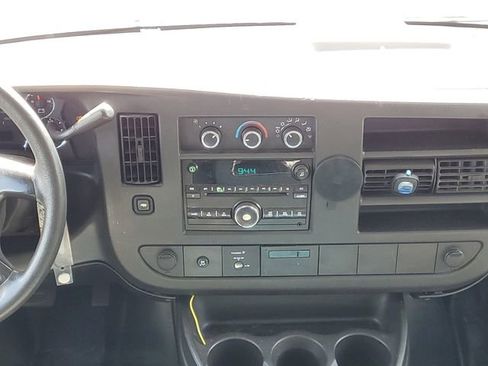 Used 2008 GMC Savana 3500 image 24