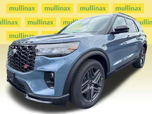 New 2026 Ford Explorer ST RWD image 18