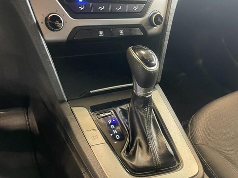 Used 2018 Hyundai Elantra SEL FWD image 27