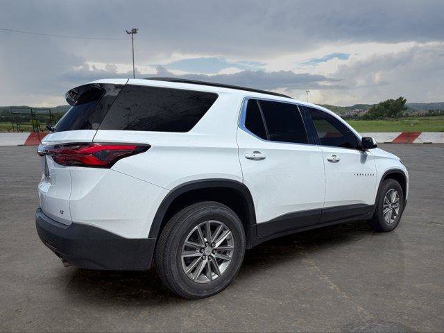 Used 2023 Chevrolet Traverse LT AWD/4WD image 3