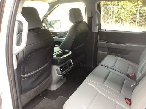 Used 2023 Ford F150 Lariat AWD/4WD image 36