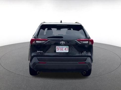 Used 2025 Toyota RAV4 LE image 12