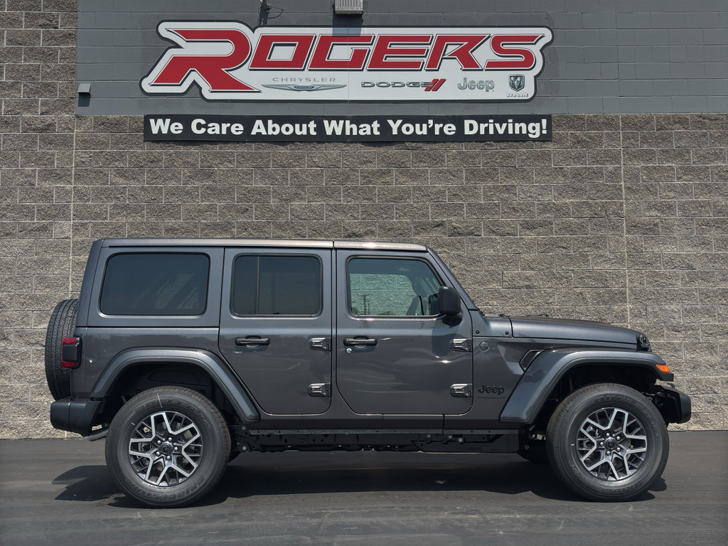 New 2026 Jeep Wrangler Unlimited Sahara w/ Safety Group AWD/4WD image 4