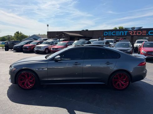 Used 2018 Jaguar XF R-Sport AWD/4WD image 6