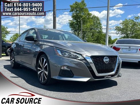 Used 2022 Nissan Altima 2.5 SR AWD/4WD image 3