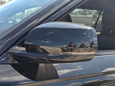 New 2025 Jeep Grand Cherokee L Limited w/ Black Appearance Package image 11