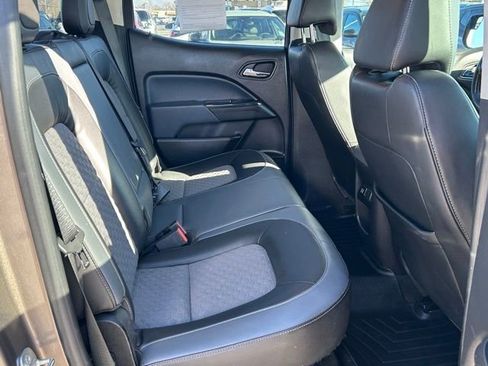 Used 2015 Chevrolet Colorado Z71 image 16