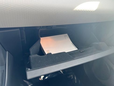 Used 2023 Land Rover Range Rover Evoque S image 23