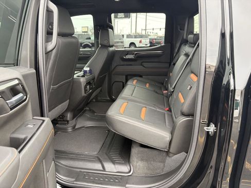Used 2022 GMC Sierra 1500 AT4 w/ AT4 Premium Package image 14