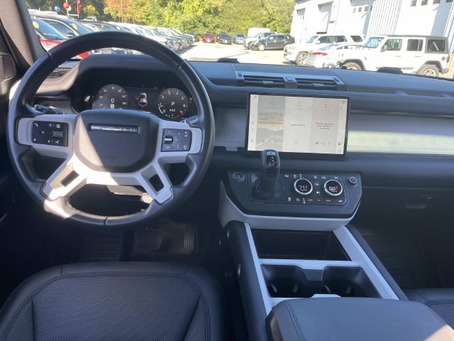 Used 2025 Land Rover Defender 110 S AWD/4WD image 15