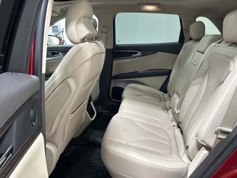 Certified 2019 Lincoln Nautilus Reserve image 28