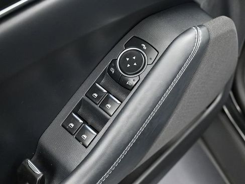 Used 2025 Ford Mustang Mach-E Select image 13