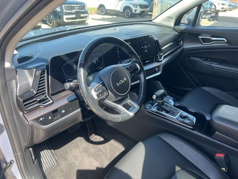 Certified 2023 Kia Sportage EX image 6
