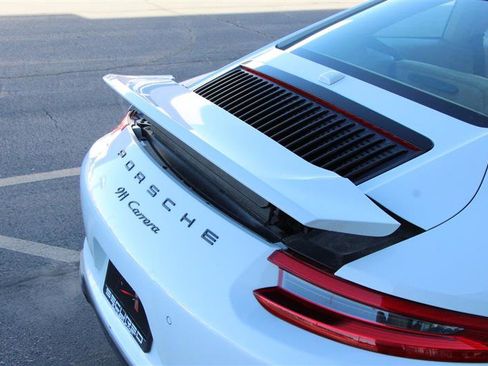 Used 2017 Porsche 911 Carrera image 31