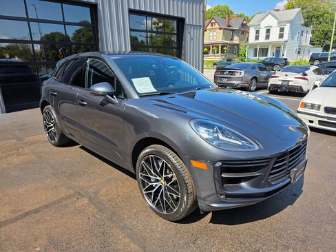 Used 2021 Porsche Macan Turbo AWD/4WD image 63