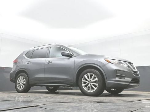 Used 2019 Nissan Rogue SV FWD image 34