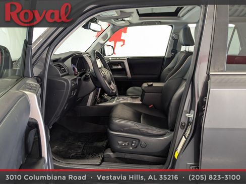 Used 2020 Toyota 4Runner Limited image 19