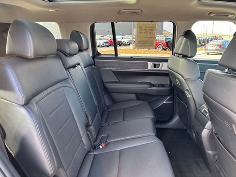 Used 2024 Hyundai Santa Fe Limited image 21