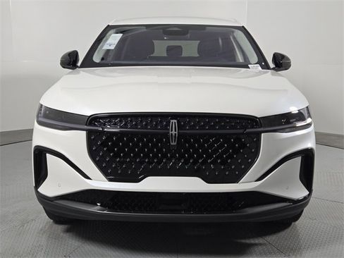 New 2026 Lincoln Nautilus Premier w/ Jet Appearance Package image 10