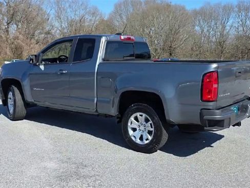 Used 2021 Chevrolet Colorado LT w/ LT Convenience Package image 6