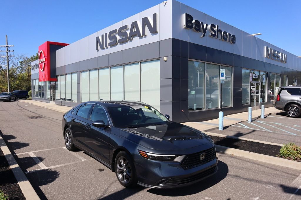 Used 2023 Honda Accord EX image 1