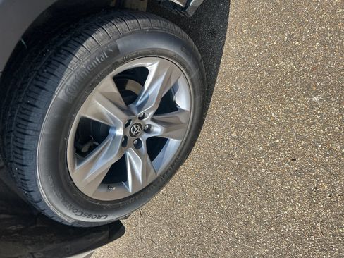 Used 2018 Toyota Highlander Limited FWD image 7