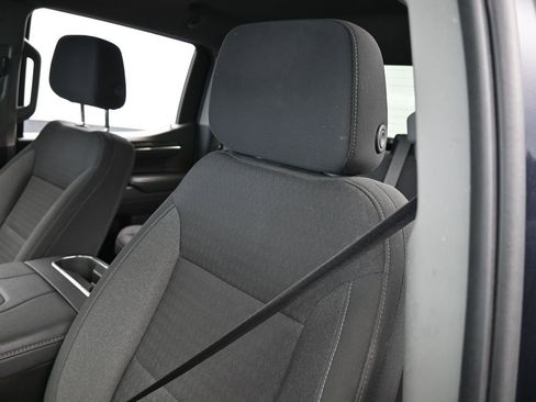 Used 2022 Chevrolet Silverado 1500 RST image 16