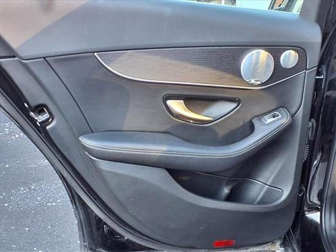 Used 2021 Mercedes-Benz C 300 4MATIC Sedan image 29