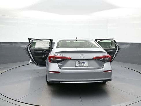 Certified 2022 Honda Civic EX image 46