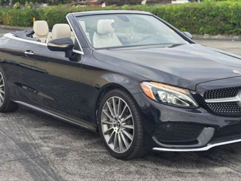 Used 2018 Mercedes-Benz C 300 Cabriolet image 12