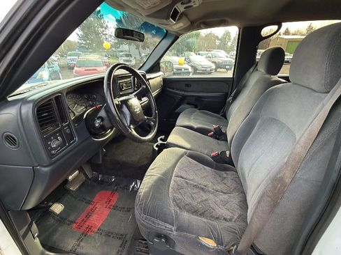 Used 2002 Chevrolet Silverado 2500 LS image 8