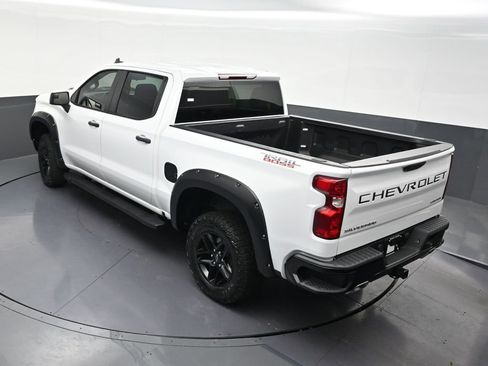 Used 2024 Chevrolet Silverado 1500 Custom Trail Boss AWD/4WD image 17
