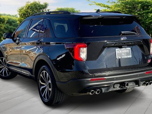 Used 2020 Ford Explorer ST w/ Premium Technology Package image 4