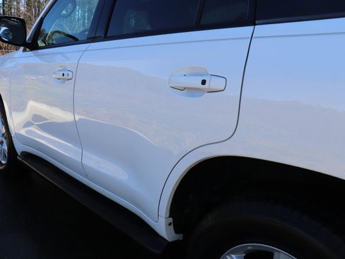 Used 2008 Toyota Land Cruiser image 16