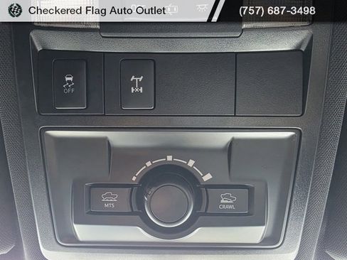 Used 2016 Toyota Tacoma TRD Off-Road w/ Towing Package image 10