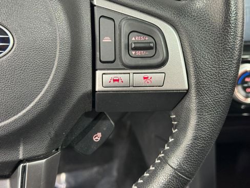 Used 2018 Subaru Forester 2.5i Touring image 32