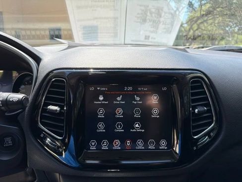 Used 2020 Jeep Compass Limited AWD/4WD image 11