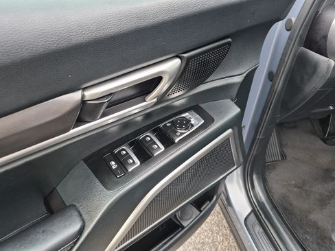 Used 2025 Kia Telluride S FWD image 10