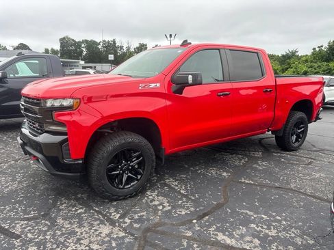 Used 2021 Chevrolet Silverado 1500 LT Trail Boss w/ Convenience Package II AWD/4WD image 1