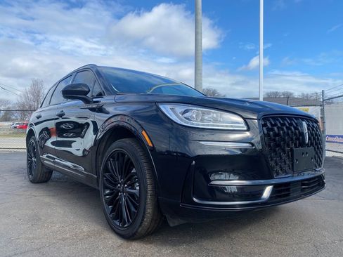 Used 2023 Lincoln Corsair Reserve w/ Jet Appearance Package image 30