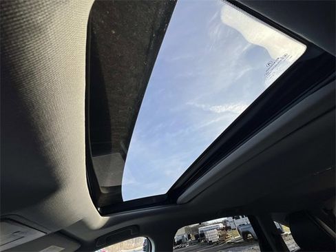 Used 2017 Acura MDX SH-AWD w/ Advance Package image 26