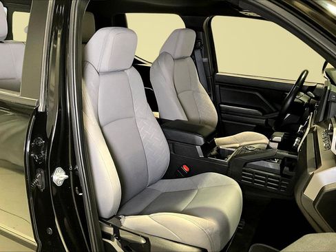 Used 2024 Toyota Tacoma SR5 image 29