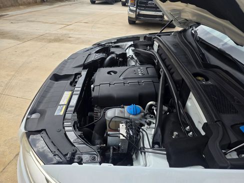 Used 2016 Audi Q5 2.0T Premium Plus image 16