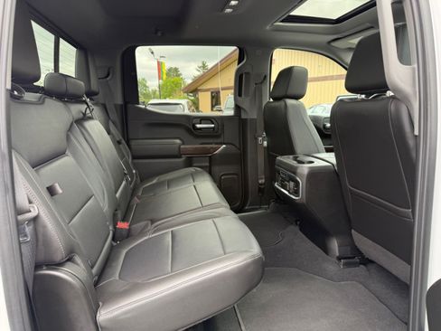 Used 2020 GMC Sierra 1500 SLT w/ SLT Premium Plus Package AWD/4WD image 26