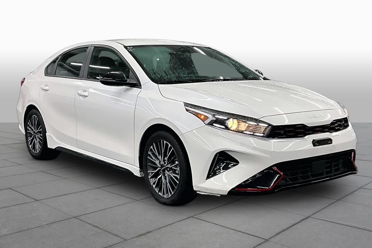 Used 2024 Kia Forte GT-Line FWD image 2